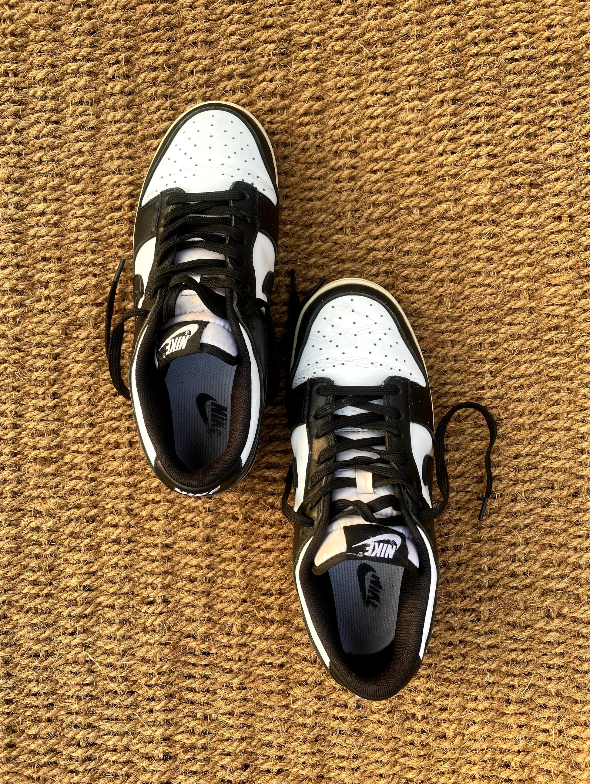 Nike panda dunk
