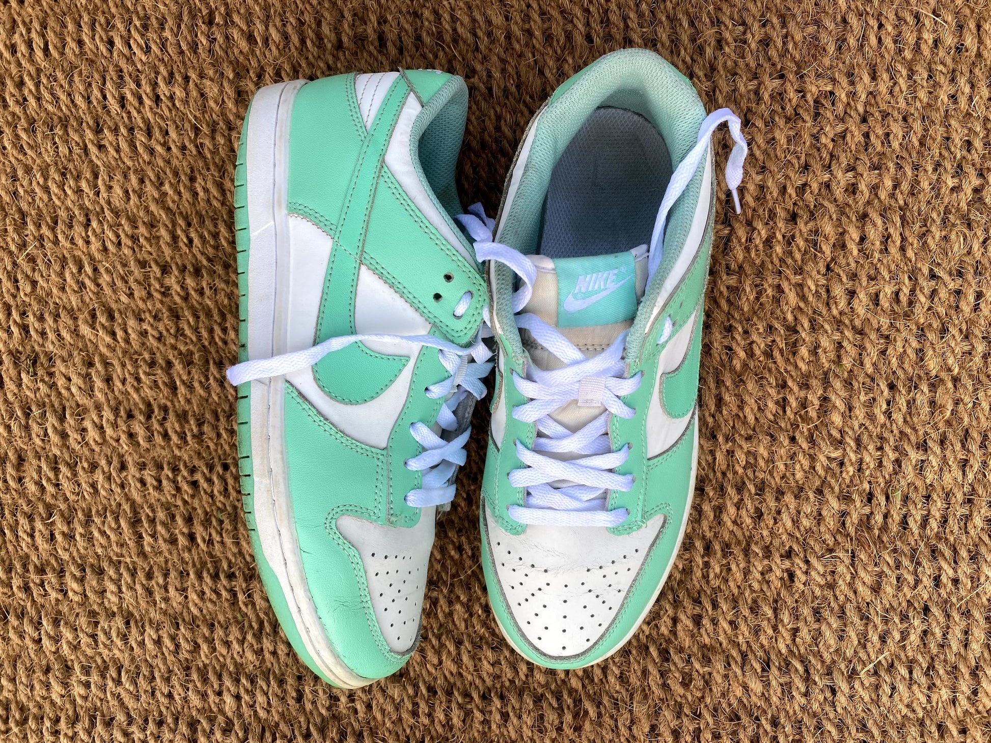 Nike Dunk Low Green Glow
