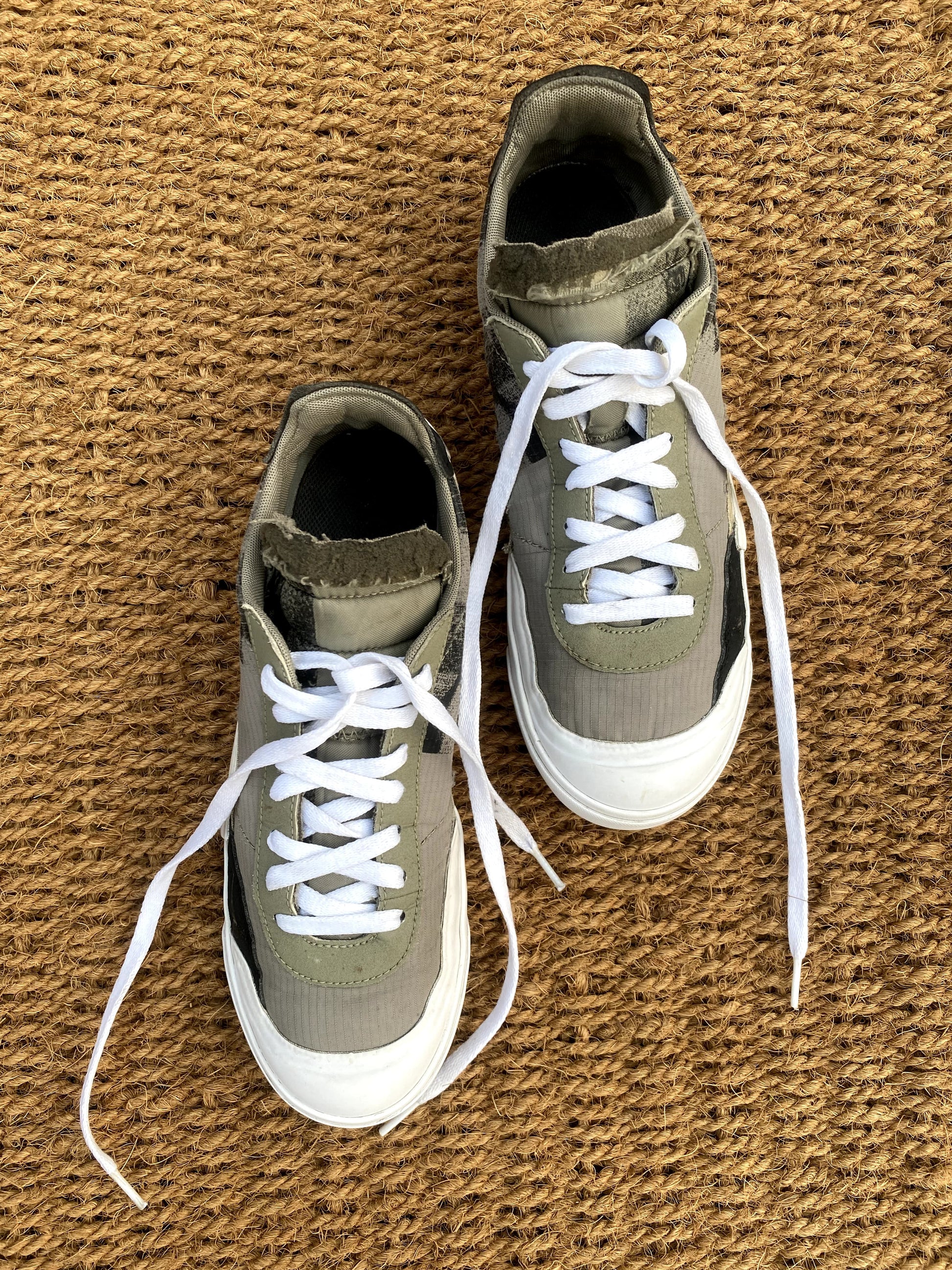 Nike drop type nrg matte olive