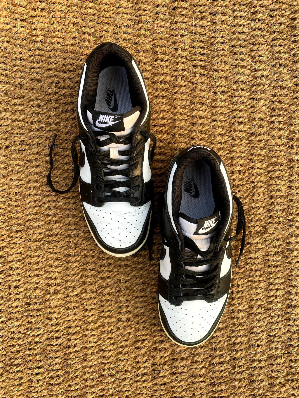 Nike panda dunk