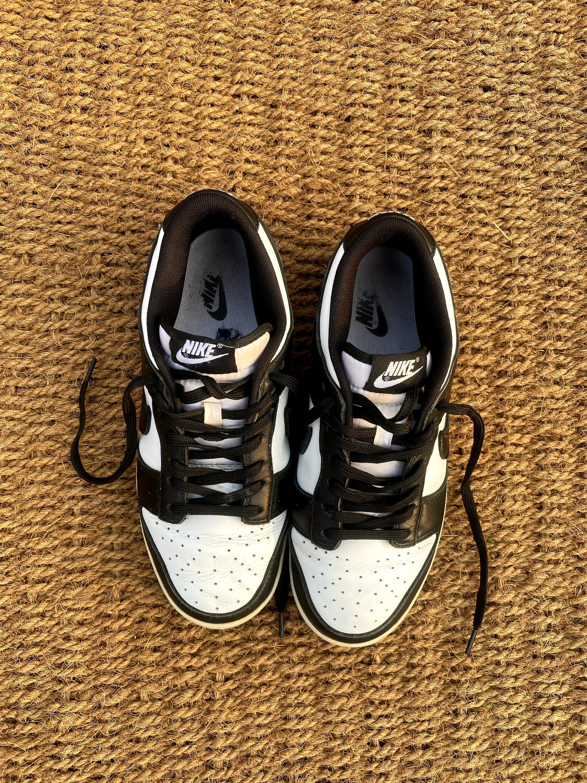 Nike panda dunk