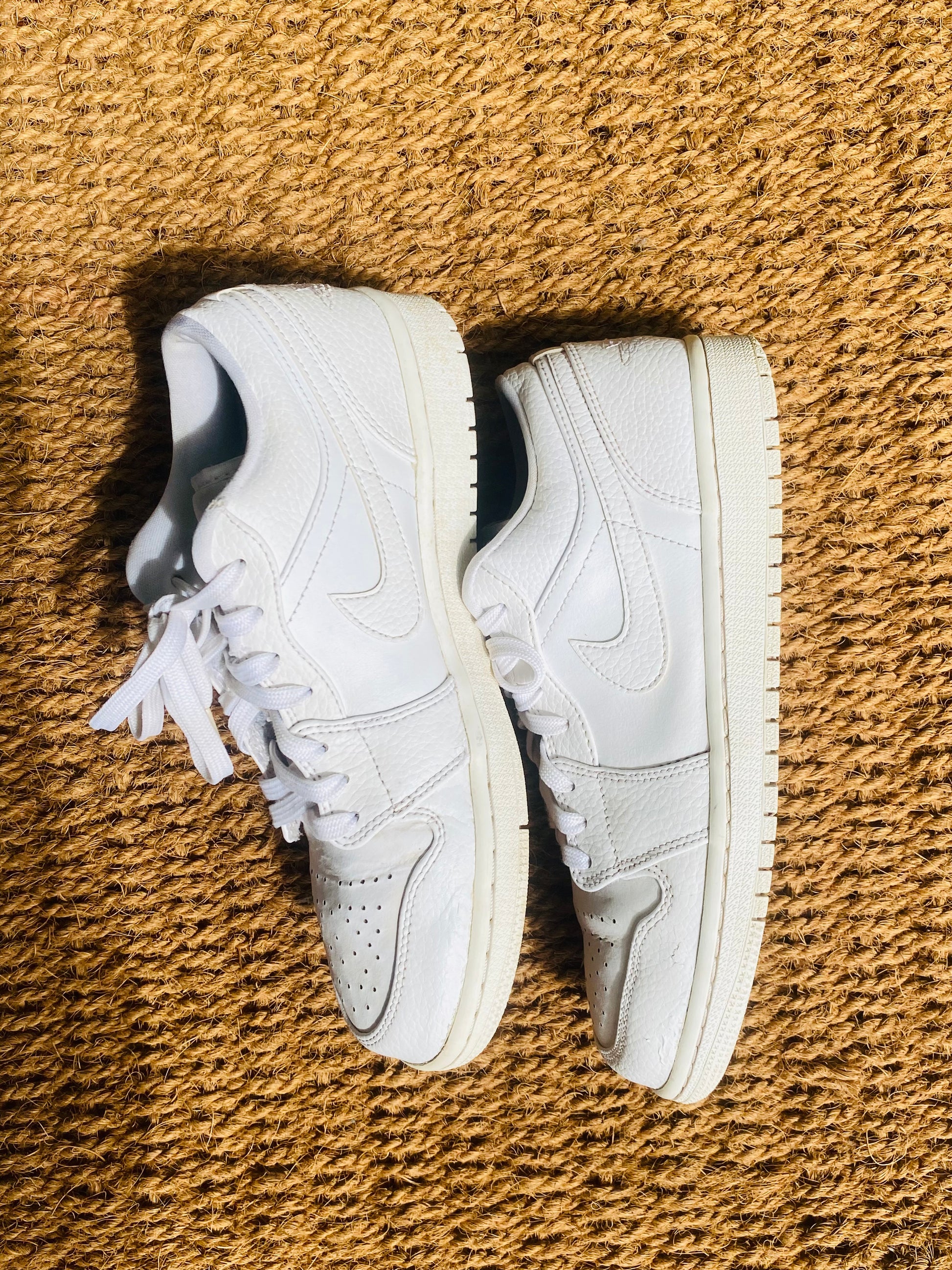 Nike Jordan 1 Low Golf Triple White...