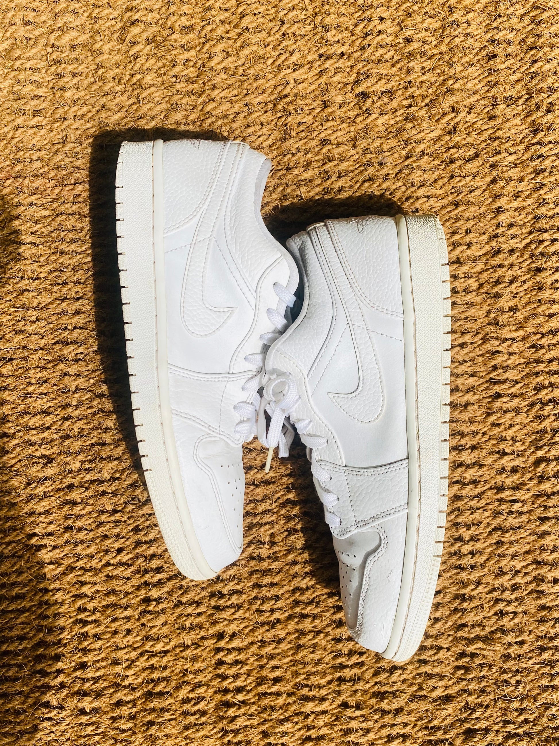 Nike Jordan 1 Low Golf Triple White...
